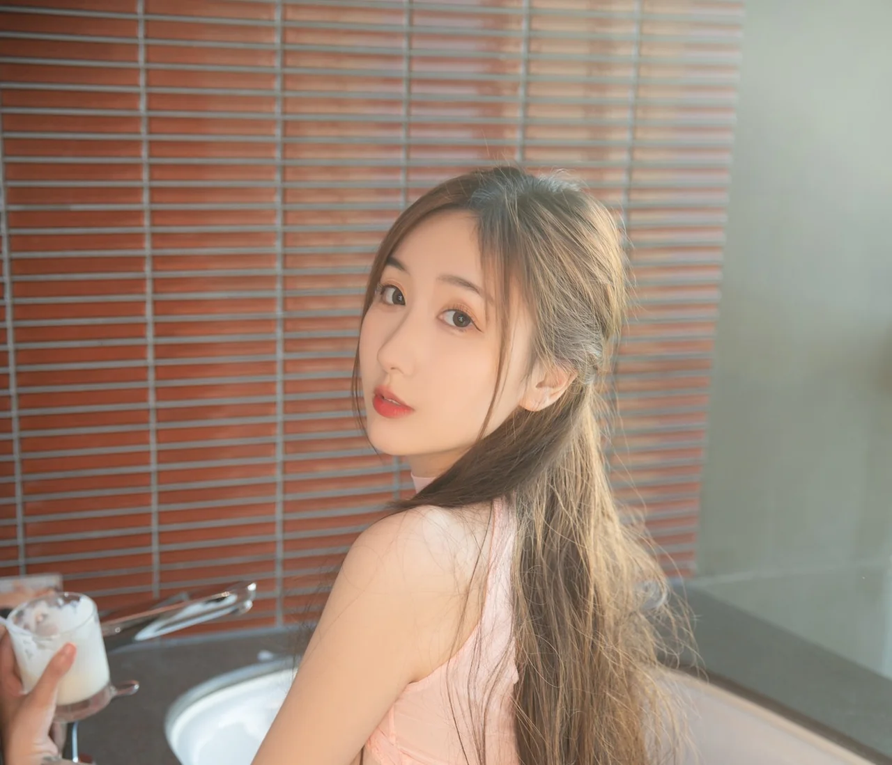 江真真无水印内部私购写真套图1套760MB-心动频率