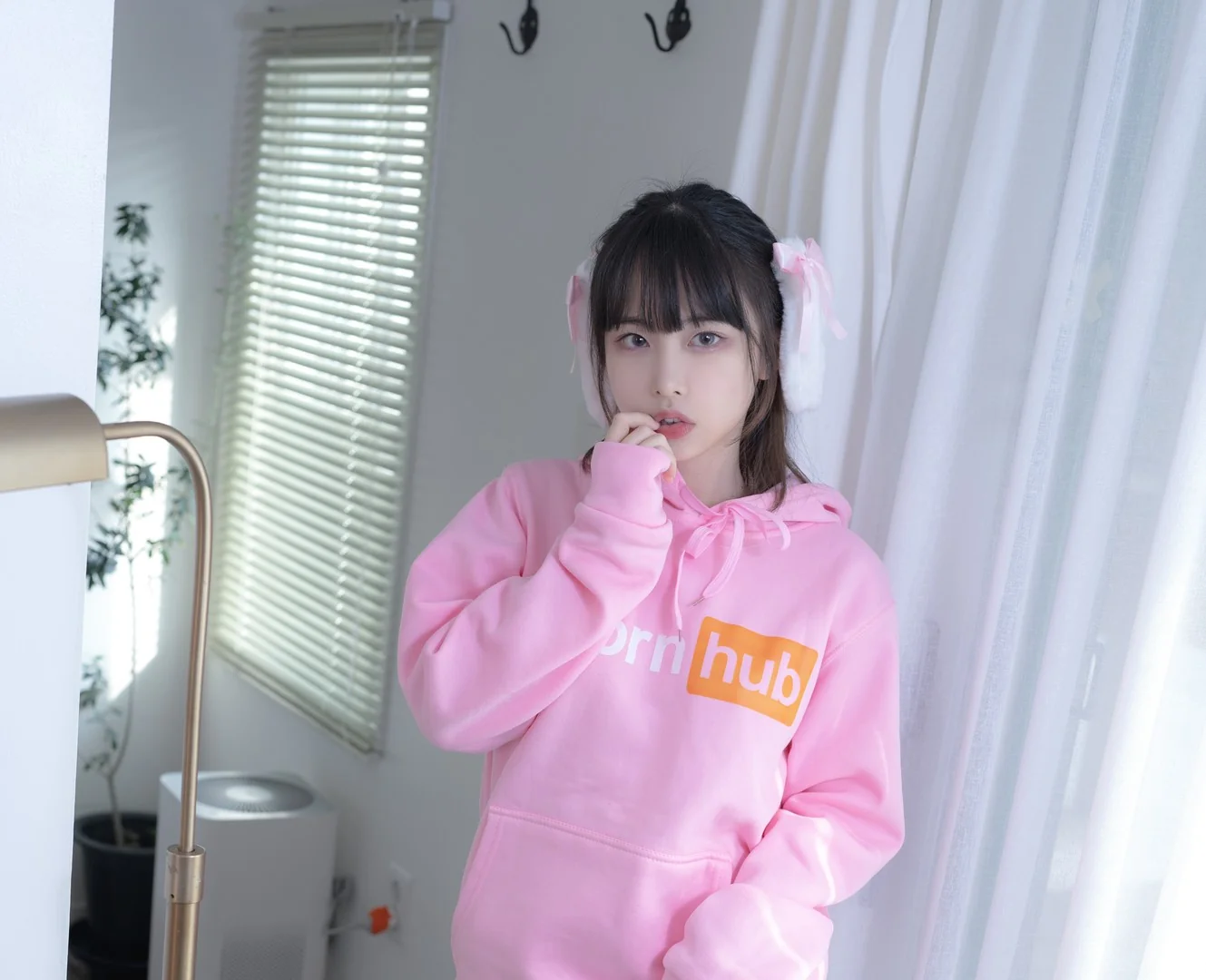 Uhye(이유혜)14套美女写真合集10GB打包下载-视界引力场