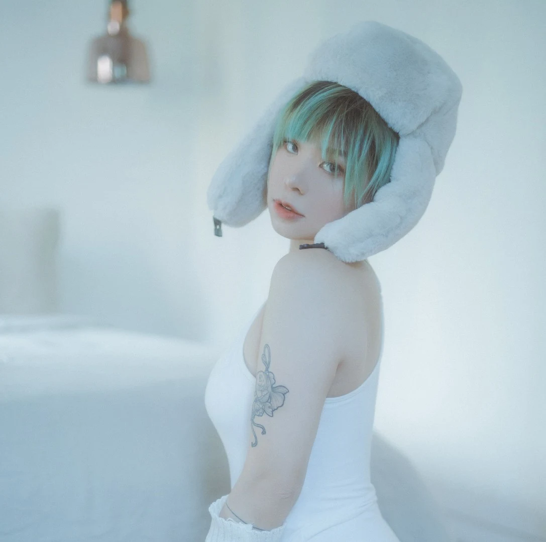 DCP-snaps美女写真合集37套16GB下载-云图社区