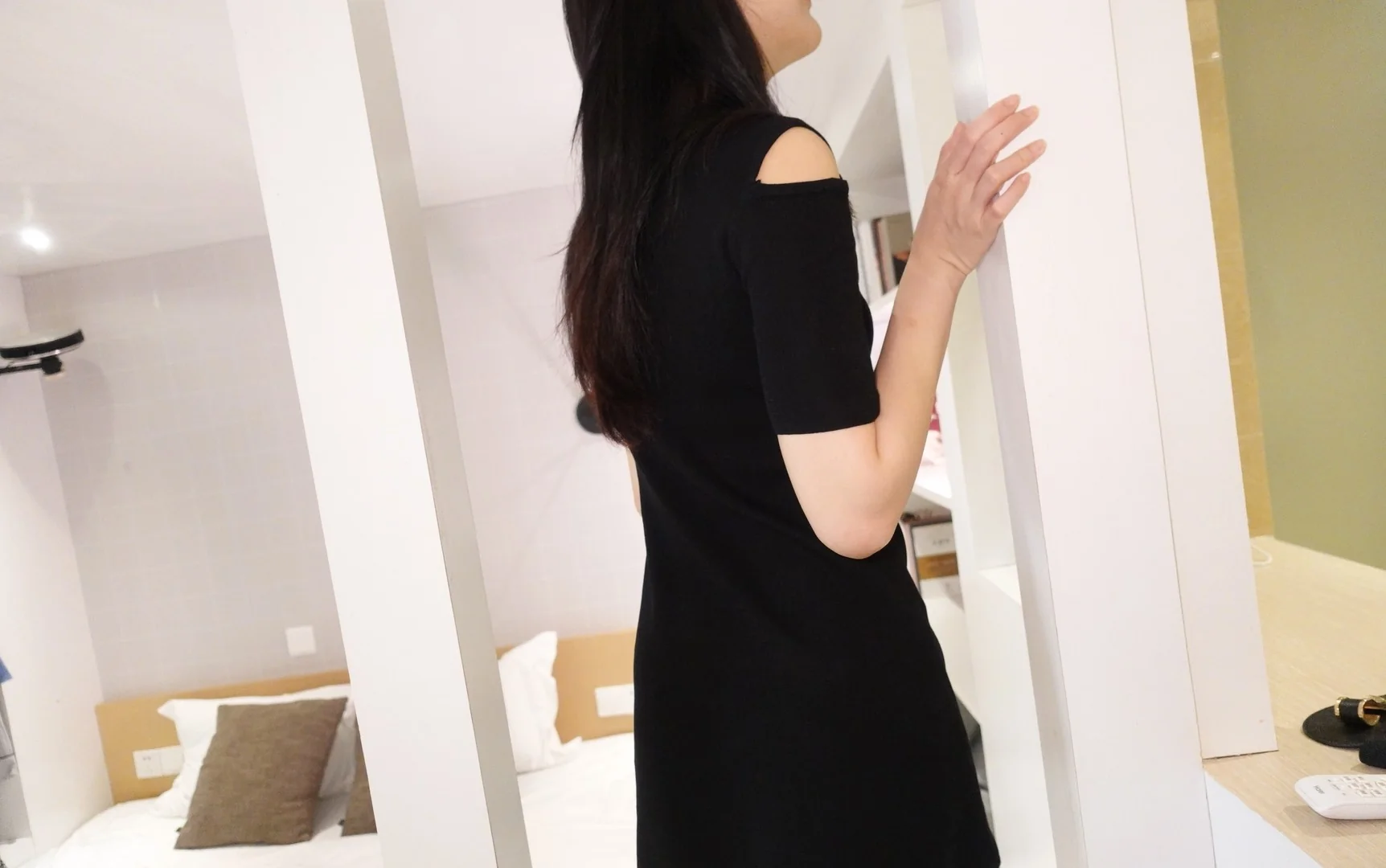 ROSI美女写真图合集5088套310GB下载-灵眸阁楼