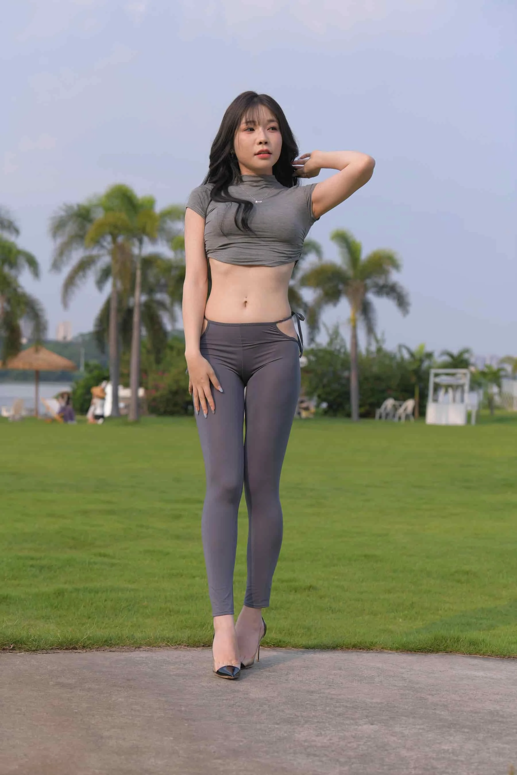 魔镜街拍 一始芝芝《热浪与海风》387P完整资源-云图社区