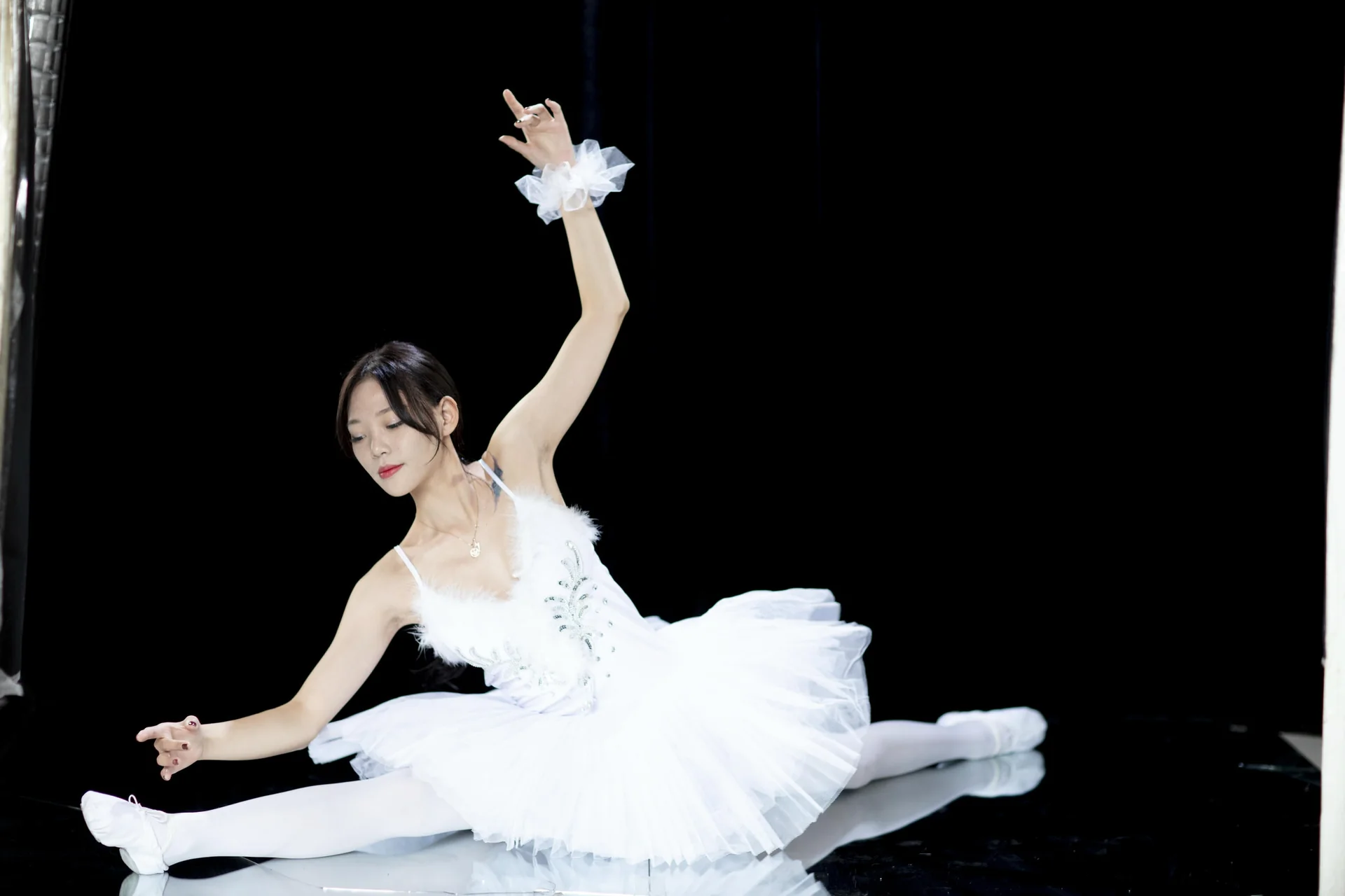 图片[2]-国模辛迪舞者艺术写真4K/560P高清合集 3.5GB下载-幻彩魔方