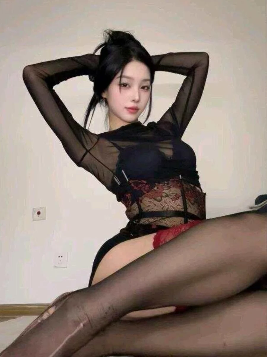 图片[1]-【岛遇】抖音里不理美图合集 97P 24V高清资源-灵眸阁楼