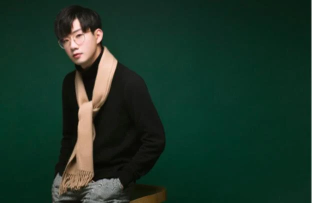 图片[1]-源靖《聪明的女人会恋爱，让好男人来到你身边（完结）》网盘下载-知行情感社