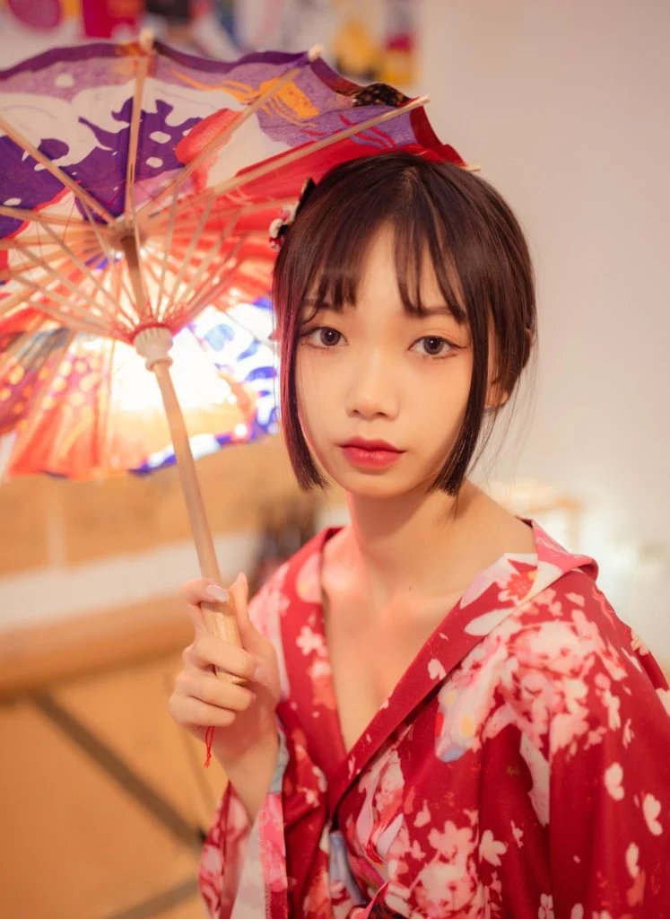 萌量守恒微博COS图集合集打包下载-星星写真网