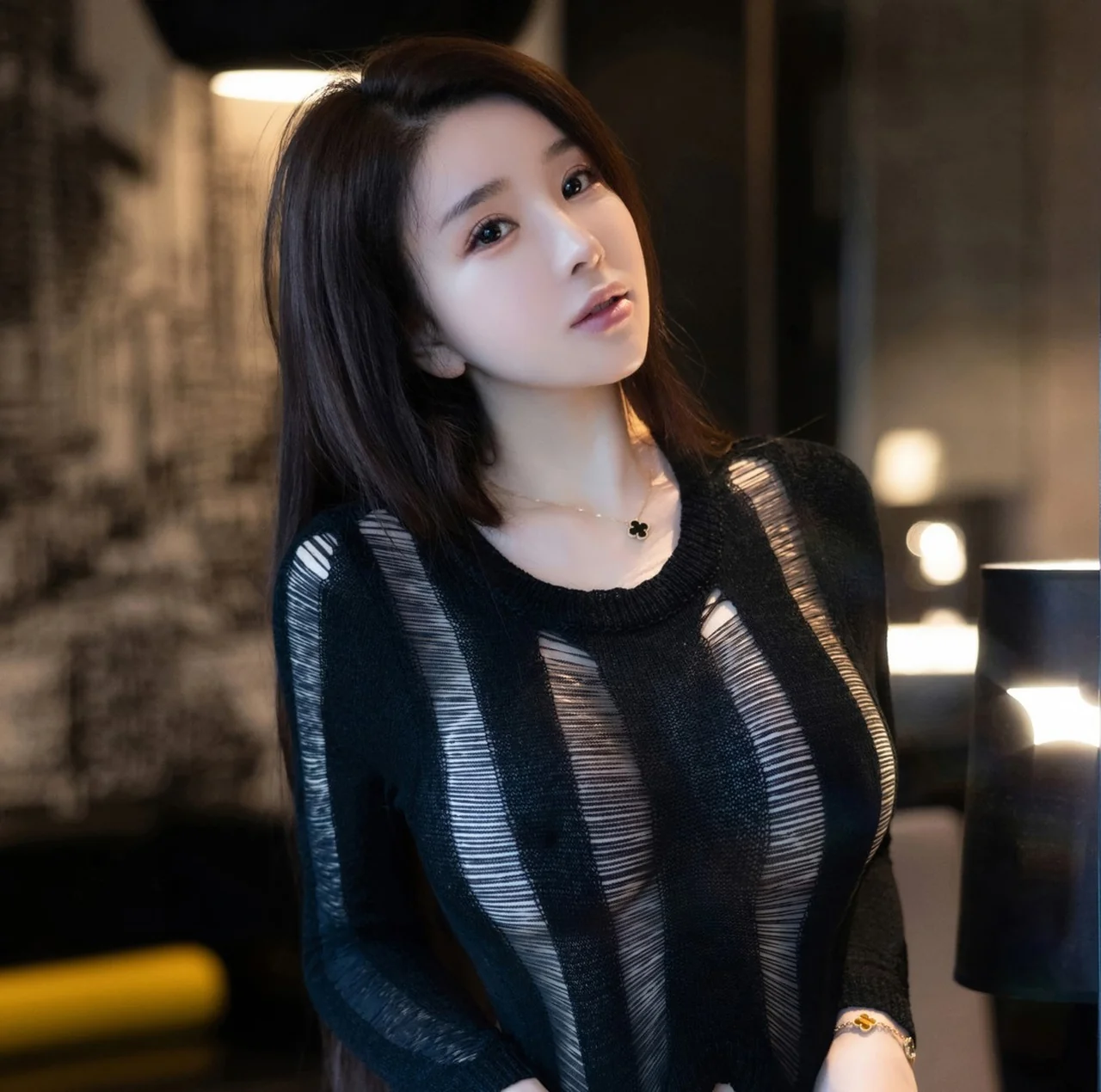 雨儿酱eve(秀人网) – 秀人内部私购无水印照片套图8套 7.5GB-星星写真网