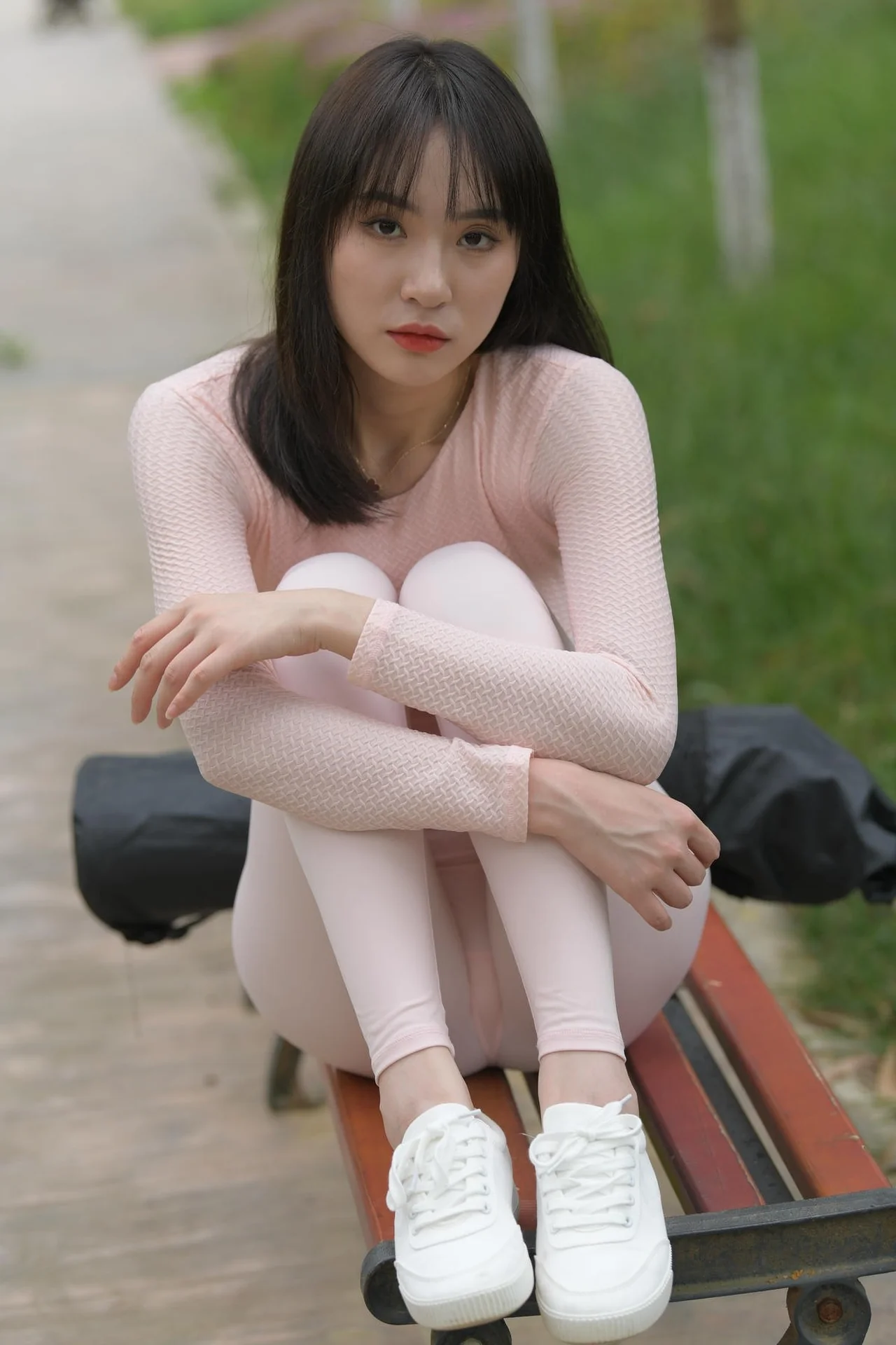 魔镜街拍粉色套装 | 一始摄影安静美女合集 | 854P+1V完整版-悦颜资源社