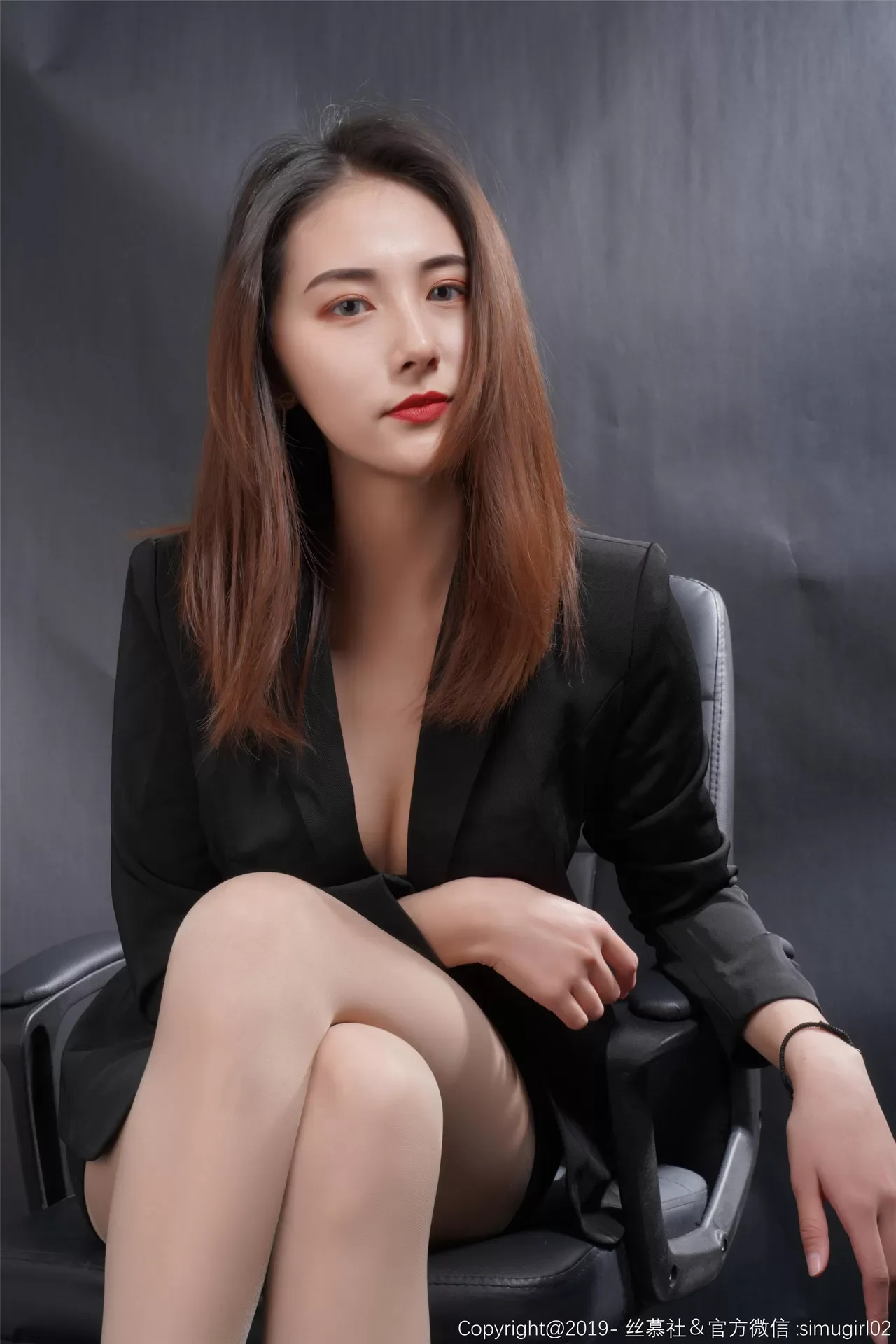 丝袜系列《丝慕GIRL》高跟丝袜制服合集全6系（SM/特写/蜜系列/熟系列/海外版带视频/故事）,大小100G-飞飞美女馆