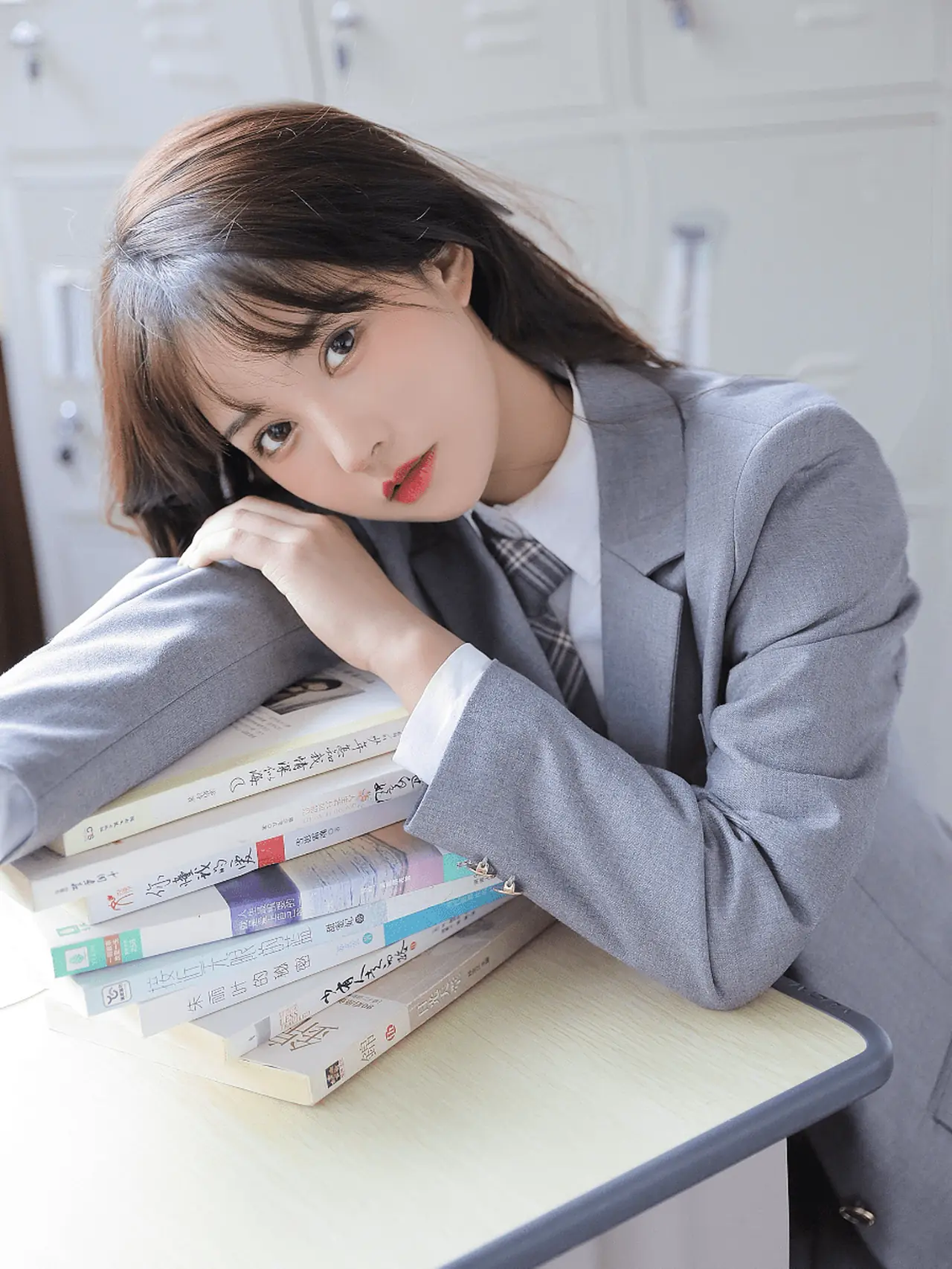 图片[1]-B站up主遇见初夏写真视频合集 16套5.7G-幻彩魔方