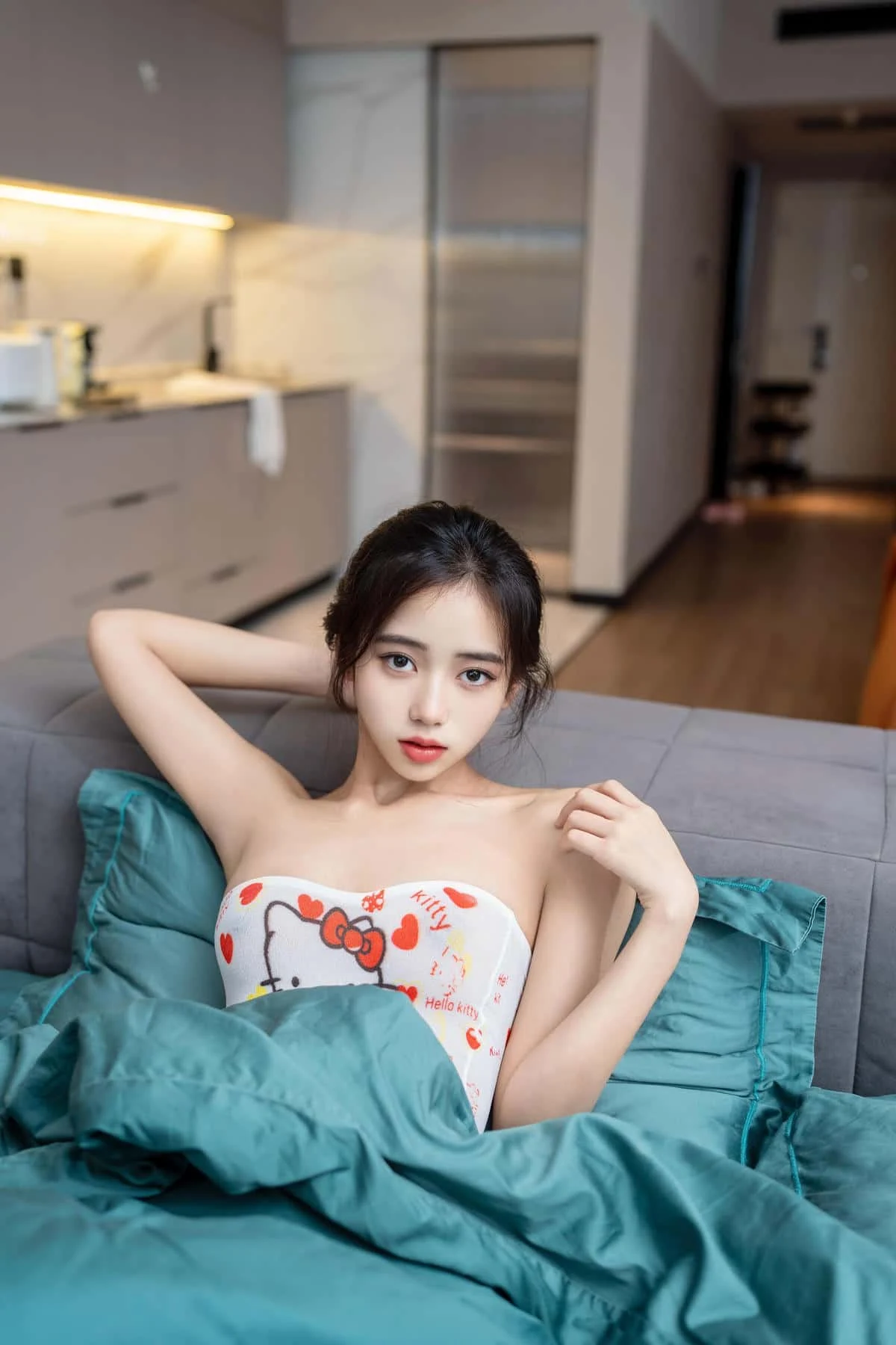 图片[1]-时安安秀人内购写真7套：11GB高清写真集深度解析-视界引力场