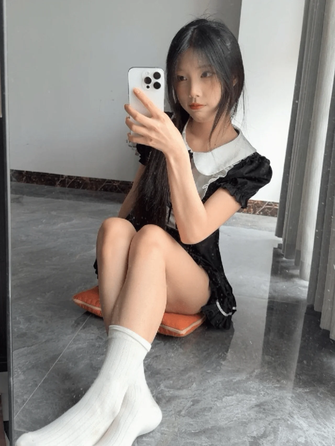 图片[1]-抖音奶洋洋Oo秘语空间写真 159张图14段视频精选-星野映像