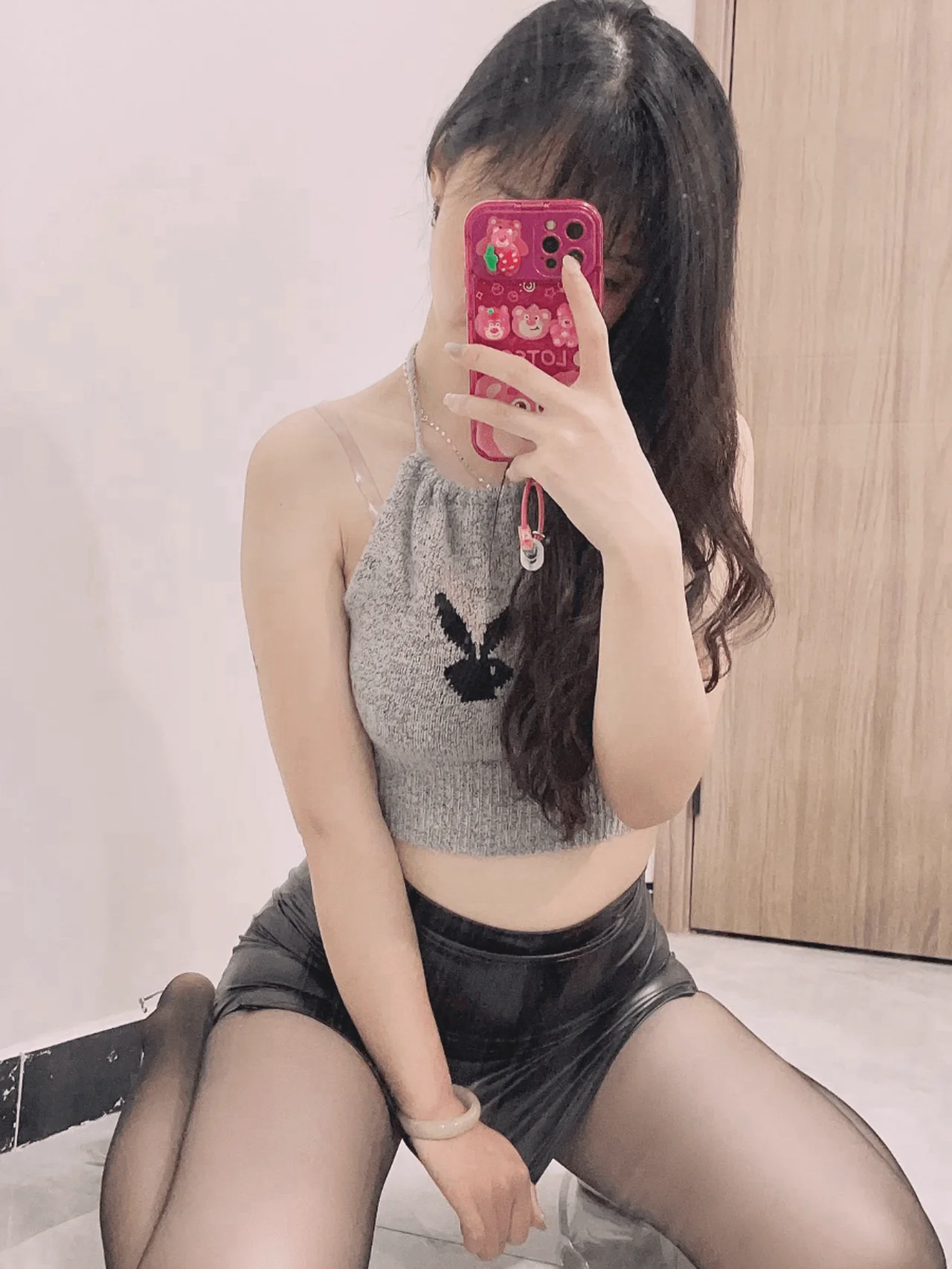 快手小苏苏写真合集:甜美裙装造型180张精选美图-视界引力场