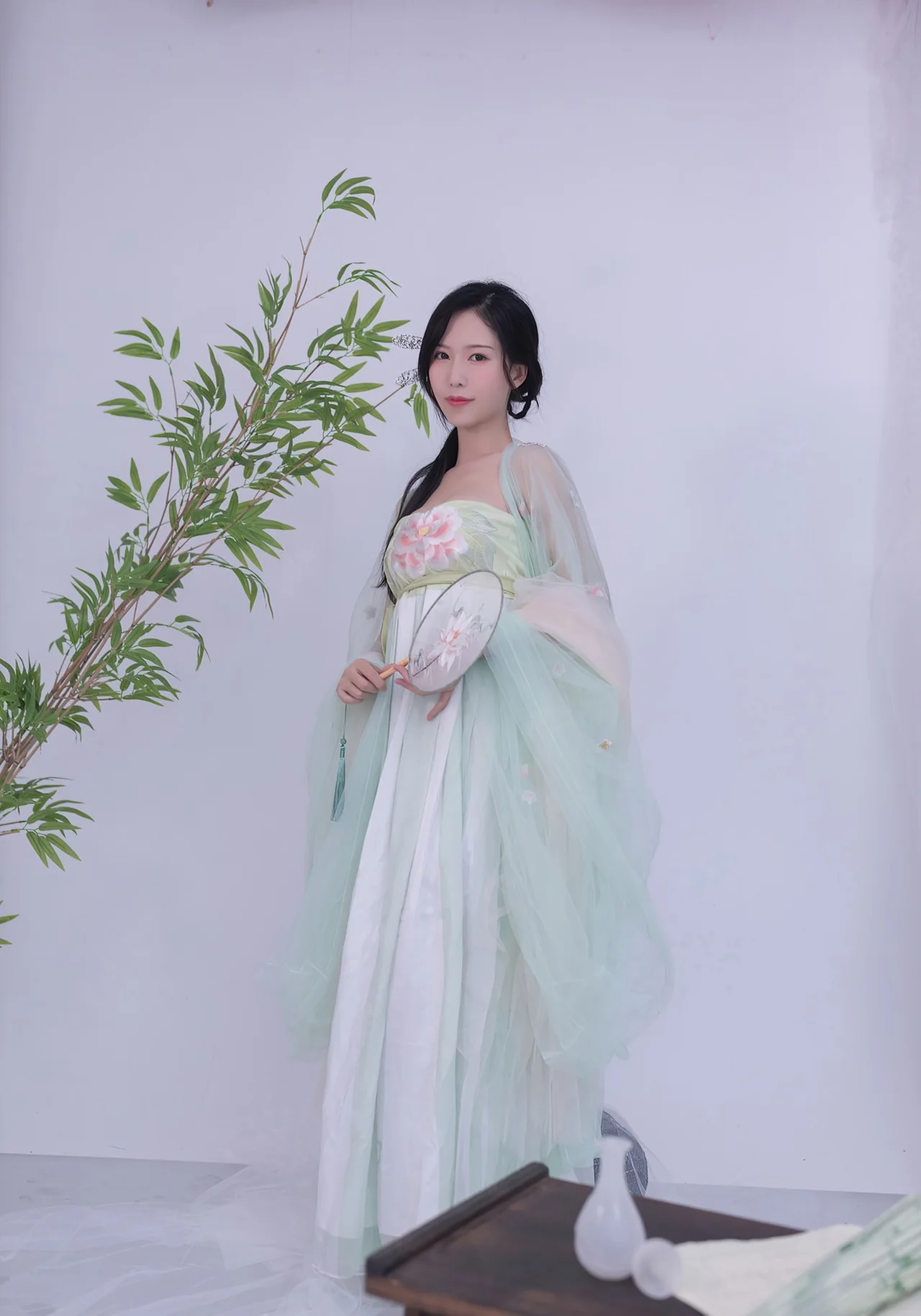 图片[2]-抖娘利世图集266套写真合集 124GB完整版-云图社区