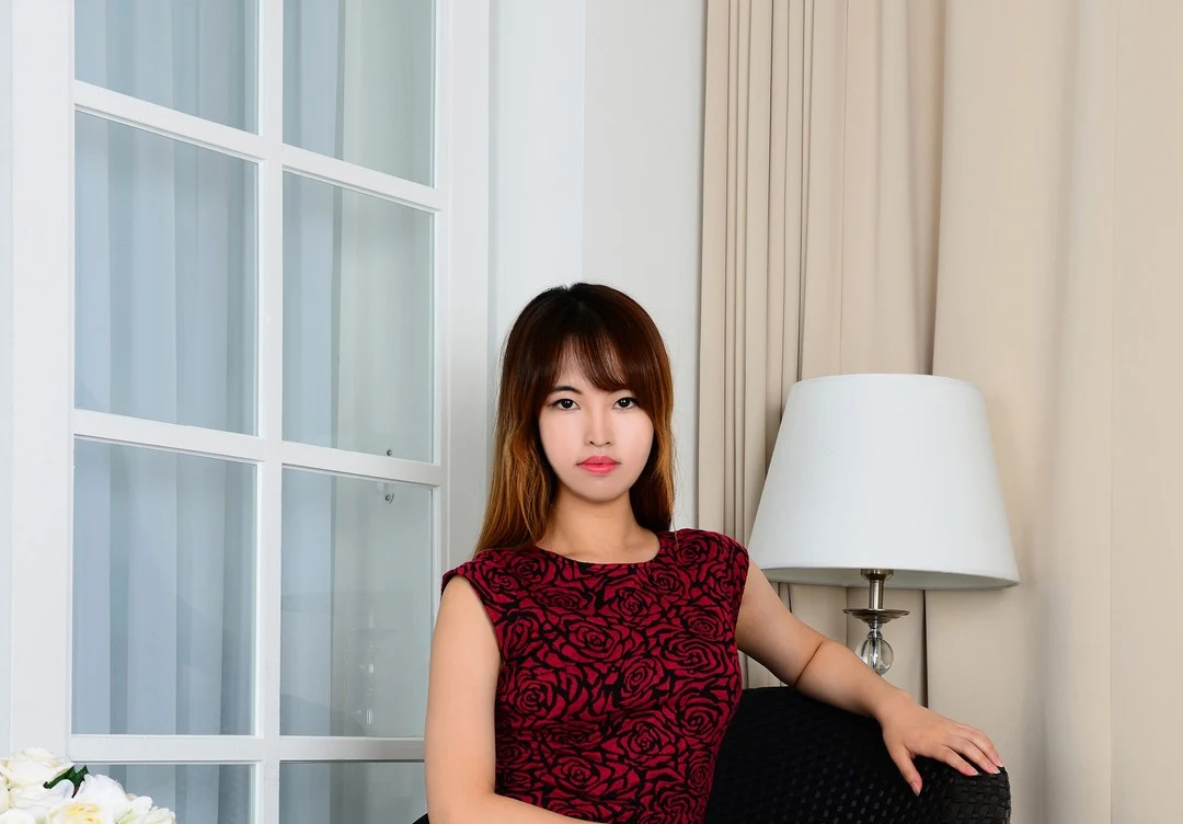 MakeModel美女写真套图合集676套下载-视界引力场