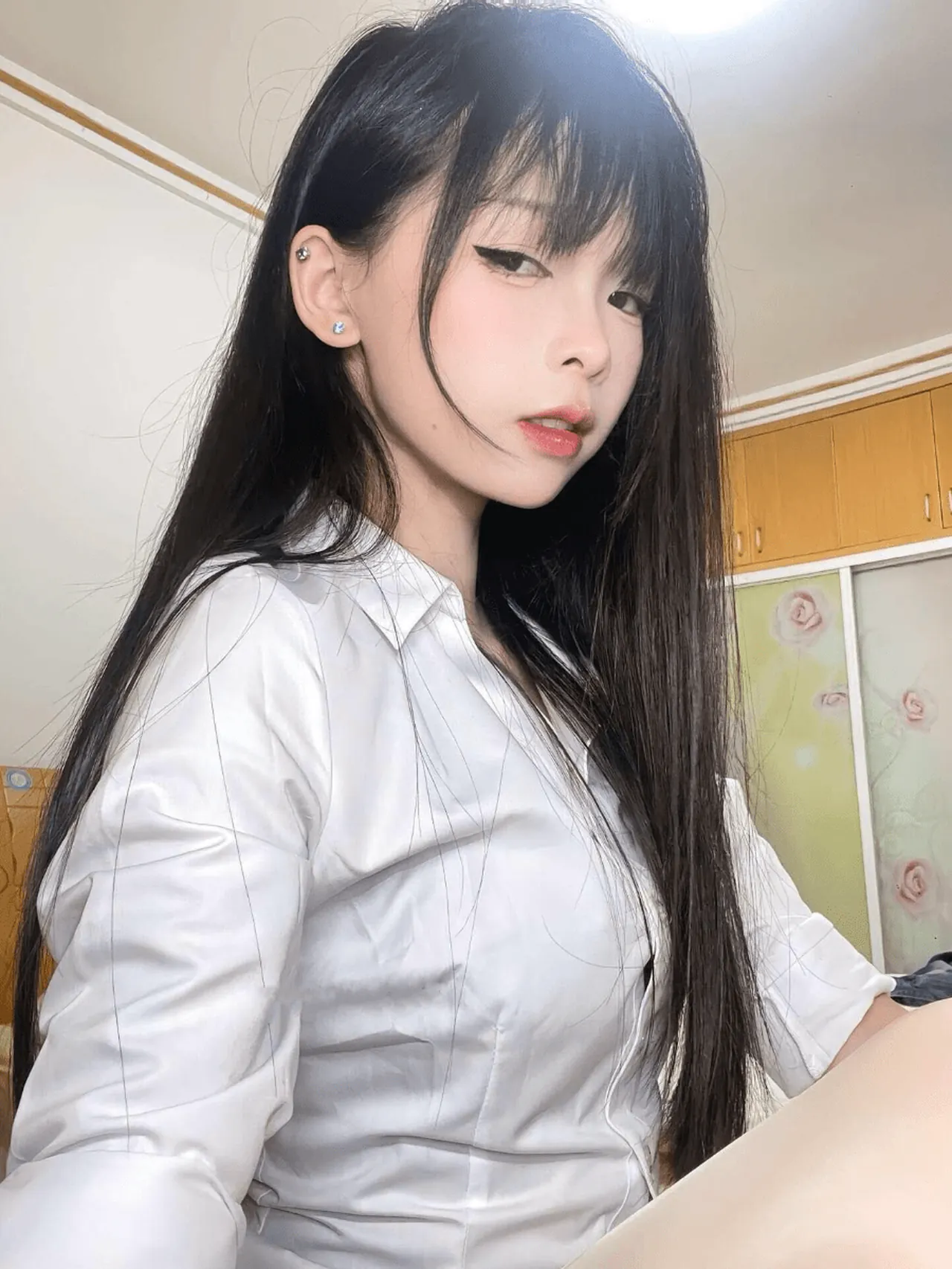 图片[1]-抖音聂傲娇写真合集【165P 22V】岛遇主题大片赏析-流光绘卷