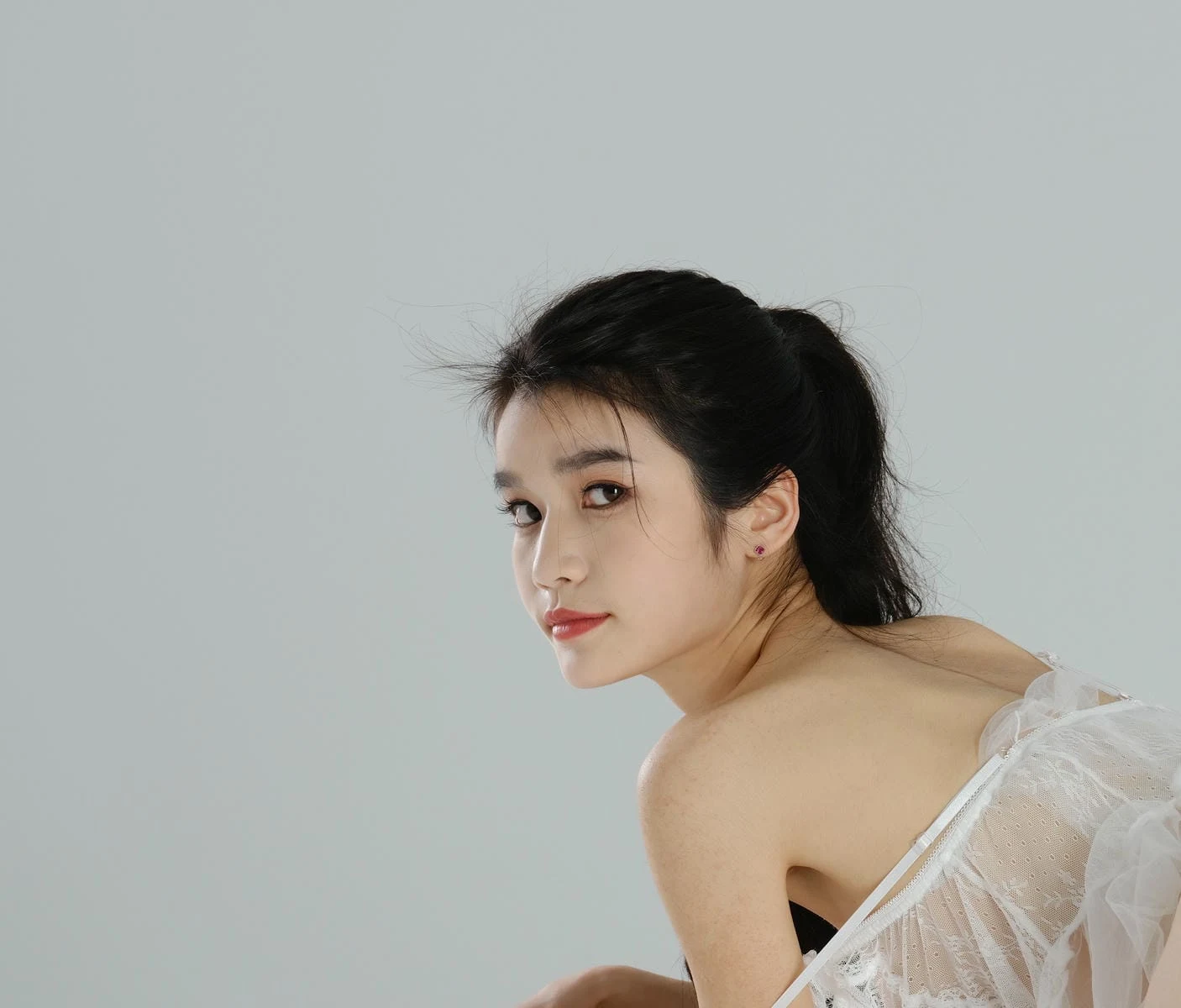 图片[1]-国模依扎娜641张一字马写真集赏析-禁忌柔韧性表现力全记录-幻彩魔方